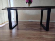 Stół z litego drewna ręcznie robiony