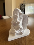 Figurka anioła. Biały