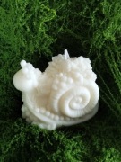 Piękna ręcznie robiona świeca sojowa 