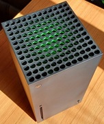 Konsola XBOX Series X, 1 TB, napęd Blu-ray | stan: jak nowa