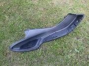 Piaggio X9 500 125/250 podłoga prawa podnóżek prawy