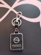 Bryloczk Opel do kluczyków 