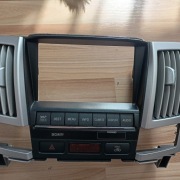 Ramka nawigacji/radia Lexus RX II