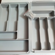   2SZT ORGANIZER NA SZTUĆCE 1 SZT 6 przegródkami  po regulacji 7 przegroda.