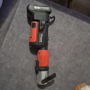 Zaciskarka do rur pex