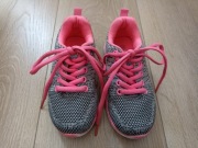 Adidaski dla dziewczynki 27