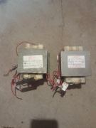 Dwa transformatory z mikroafli 