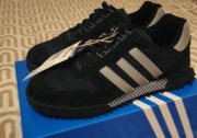 Czarne Adidas Marathon 42