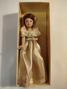 Lalka porcelanowa 18 cm. + gazetka