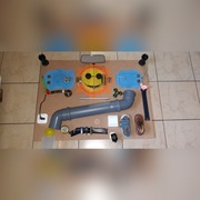 Tablica manipulacyjna MONTESSORI-sensoryczna