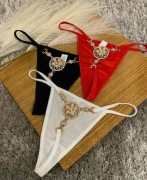 Damskie stringi z kryształkami