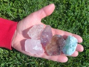 Zestaw surowych kamieni półszlachetnych pięć sztuk piękny ponad 184 g