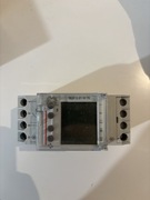 Uniwersalny cyfrowy zegar sterujący