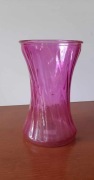 Szklany stary wazon | różowy | vintage