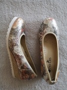 Złote eleganckie buty w kwiatki kwiaty Pavers ok. 35 - 36