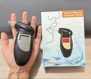 Alkomat cyfrowy z wyświetlaczem LCD – przenośny tester trzeźwości