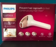 Depilator Philips Lumea Prestige IPL BRI956