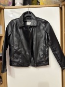 Kurtka dziewczęca r.140