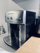Ekspres DELONGHI Caffe Venezia ESAM 2200
