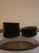 Zestaw półmiska, misek i talerzy