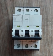 WYŁĄCZNIK NADPRĄDOWY SIEMENS B25 5SY4325-6