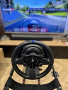 Zestaw Thrustmaster T300 – PS4, PS5 i PC