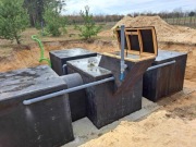 Piwnice łączone, schron betonowy