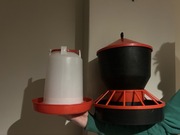 Zestaw poidło + karmnik dla drobiu 