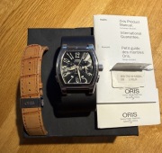 Oris Tonneau Worldtimer