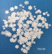 SCRAPKI KRAKÓW kwiatki kwiatuszki białe matowe BOY GIRL 50 el. (FG139)