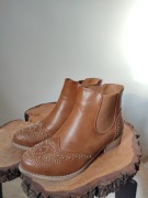 Kowbojki karmelowe 37, rude, ćwieki 