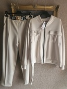 Komplet damski dresowy typ masełko beżowy klamra bluza spodnie cygaretki