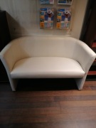 Sofa biała ekoskóra