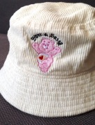 Sztruksowy bucket hat H&M Divided x Care Bears | Troskliwe Misie