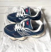 New Balance 9060 granatowe 37