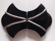 Klamra zabytkowa, masa plastyczna i metal, lata 30. XX w.