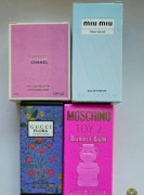 4 miniaturki perfum
