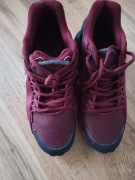 Sprzedam nowe adidasy bordo Nike 