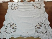 Haftowany obrusik 80x80