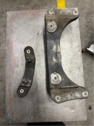 BMW 5 E39 M57 3.0D ŁAPA SKRZYNI BIEGÓW AUTOMAT WSPORNIK 10961106 3.0D