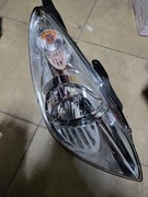 Prawa lampa Hyundai i20 08-12 OE Nowa