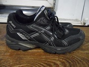 Buty ASICS rozm .42 używane czarne