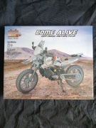 Zestaw klocków konstrukcyjnych do zbudowania motocykla off-road.