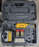 Wkrętak elektryczny Dewalt DCF 680 G2