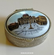 Vintage kolekcjonerskie puzderko tzw. pigularz porcelana+mosiądz 3,5x2,5 cm
