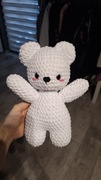 Wyszydełkowany pluszak miś  (biały)