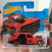 Time attaxi hot wheels 