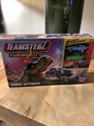 Teamsterz Turbo City Dino Attack + 2 samochody
