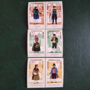 NRD   Stroje ludowe Mi  1214 - 1216   znaczki  czyste   seria 
