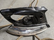 Stary żelazko Dezamet PRL